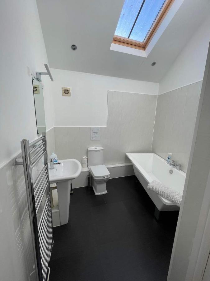 Villa 4 Laurel Court Ulverston Esterno foto