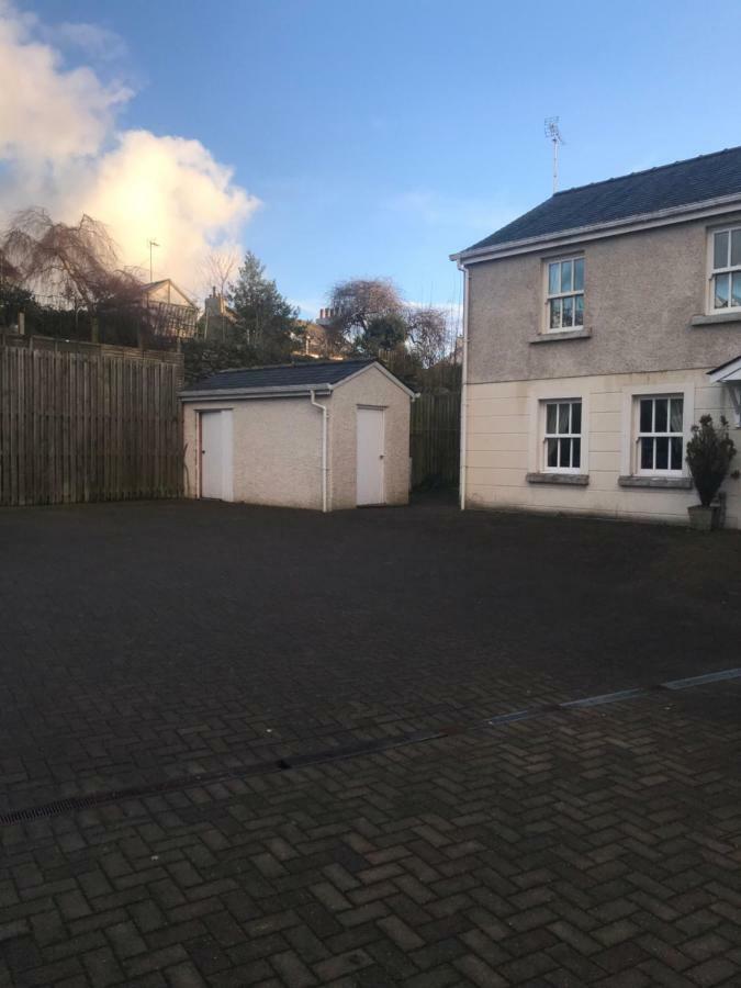 Villa 4 Laurel Court Ulverston Esterno foto